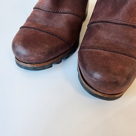 Sorel Redwood Addington Waterproof Heeled Chelsea Boots 5.5 - Picture 4 of 9